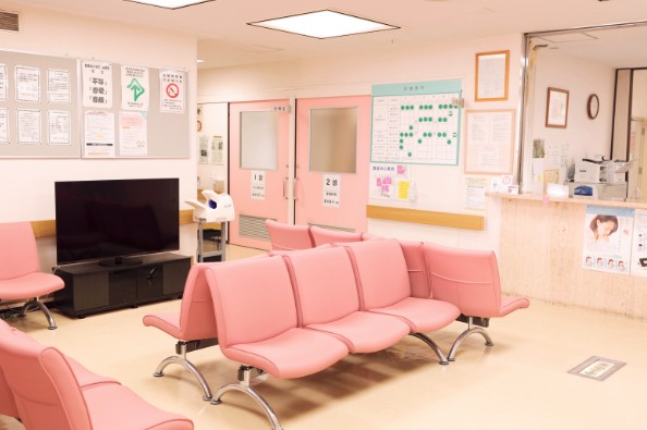 溝渕クリニック_外来（待合室）