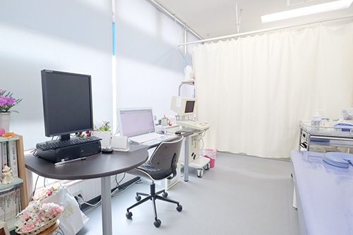 ＳＫＹ整形外科クリニック　診察室