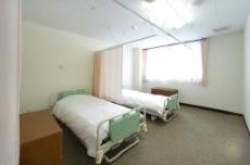 新しらおか病院　病室(2人部屋)