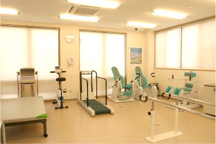 ゆり形成内科整形　リハビリ室2