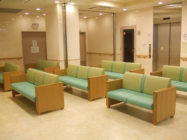 結生クリニック　待合室