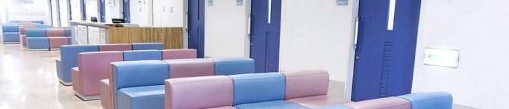 川崎幸クリニック　待合室