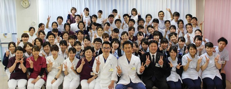 横浜新都市脳神経外科病院　スタッフ集合