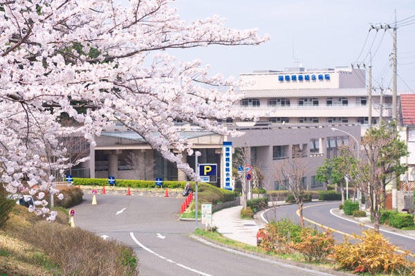 国際親善総合病院　外観3