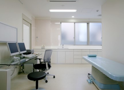 ベル整形外科クリニック　診察室