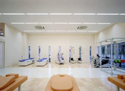 ベル整形外科クリニック　リハビリ室②