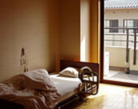 特別養護老人ホーム　岩崎あいの郷　居室内