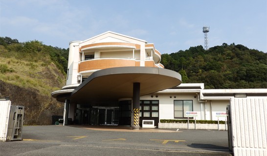 特別養護老人ホーム　楓荘　外観②