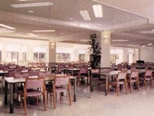 介護老人保健施設　エル・クォール平和　食堂・談話室