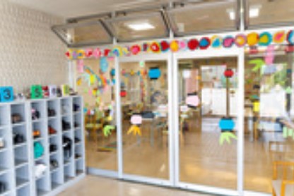 近隣事業所の画像