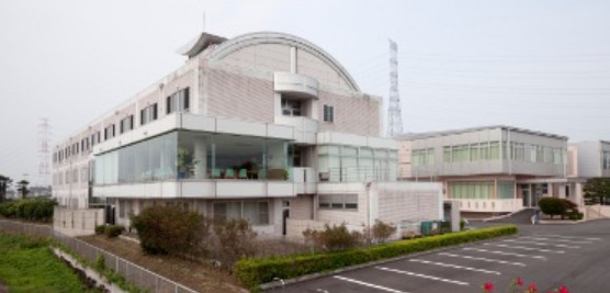 介護老人保健施設　ウェルライフ三愛　外観