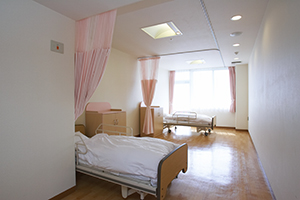 介護老人保健施設　春日部ロイヤルケアセンター　居室