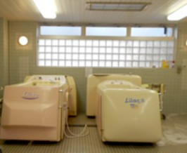 介護老人保健施設ケアライフ朝霞　浴槽