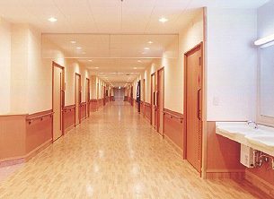 介護老人保健施設　千の星・松戸　廊下