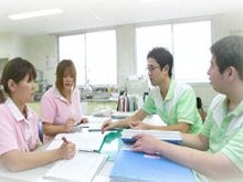 介護老人保健施設　我孫子ロイヤルケアセンター　打ち合わせ風景