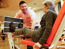 アゼリーアネックス　リハビリ風景