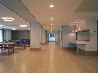 介護老人保健施設新橋ばらの園　フロア