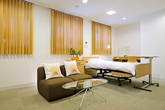 介護老人保健施設ケア東久留米　居室②