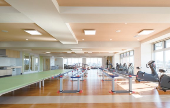 水野記念リハビリテーション病院　リハビリ室