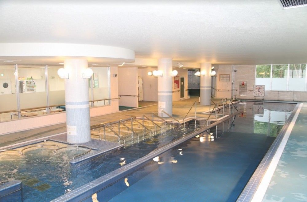 多摩リハビリテーション病院　プール