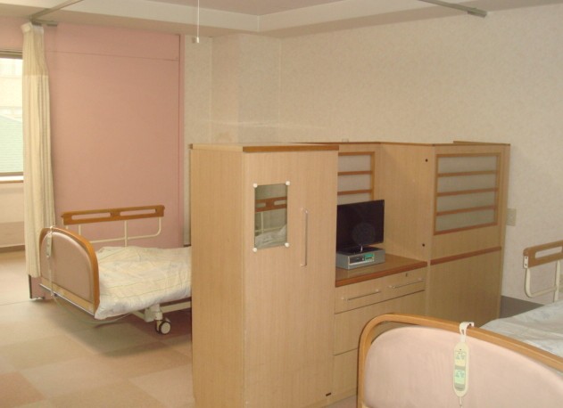 老人保健施設第2アールそせい内観１PNG