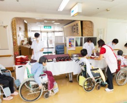 特別養護老人ホーム　あしぬま荘　業務風景