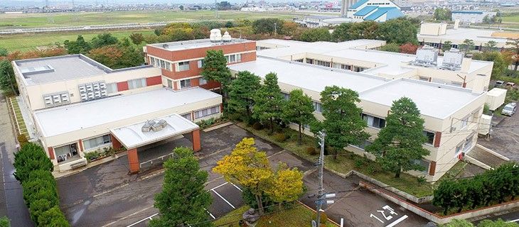 老人保健施設　やすらぎ園　外観
