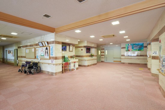 介護老人保健施設　ルピナス　内観