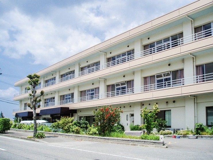 介護老人保健施設自彊館　外観