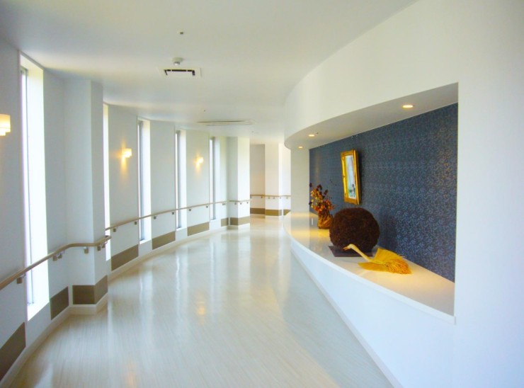 介護老人保健施設　悠々園　廊下