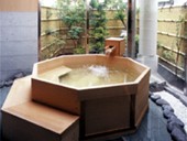 介護老人保健施設リハビリパーク　ひのき風呂