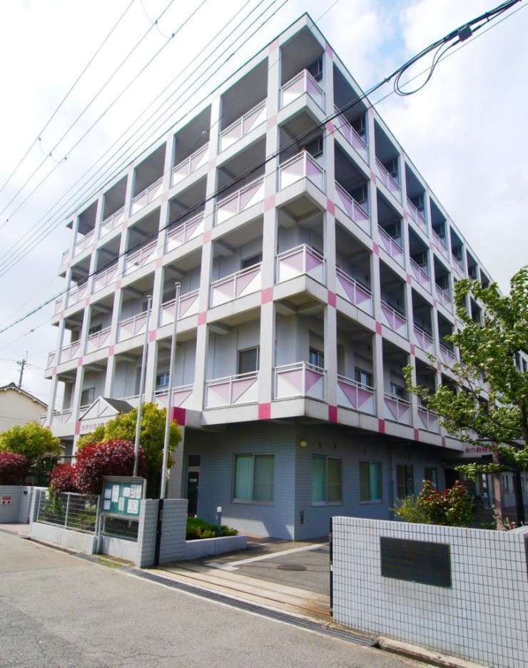 金の鈴特別養護老人ホーム　外観