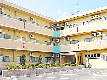 メディカル・リハビリホームくらら箕面小野原　外観