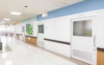 高橋病院　廊下