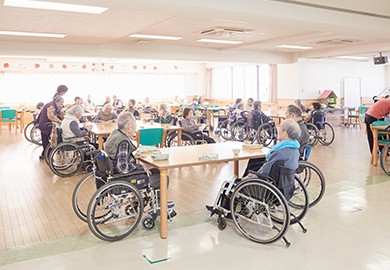 介護老人保健施設 勘右ェ門　3F　食堂