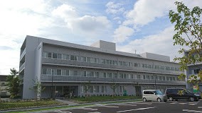 介護老人保健施設　カリタス東香里　外観