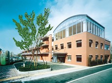 介護老人保健施設　うららの里　外観２