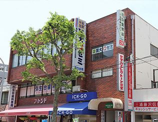 近隣事業所の画像