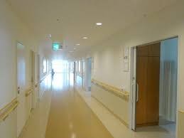 柏戸病院　廊下