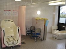 老人保健施設リハビリセンターあゆみ　浴室