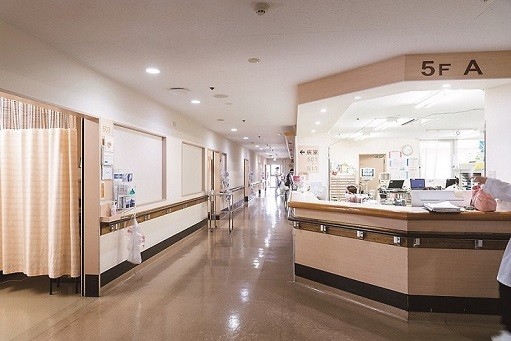 明理会中央総合病院　病棟の様子
