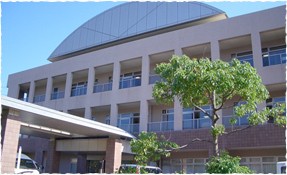 箕面市立介護老人保健施設　外観