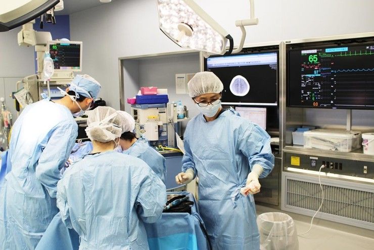 水戸ブレインハートセンター　手術