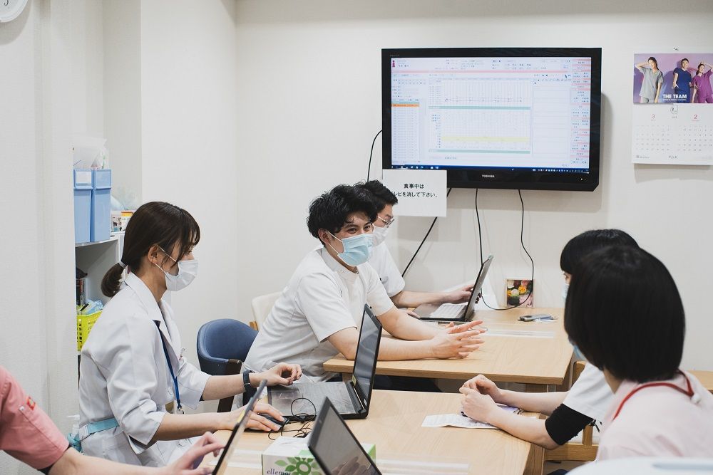 世田谷記念病院　職員①