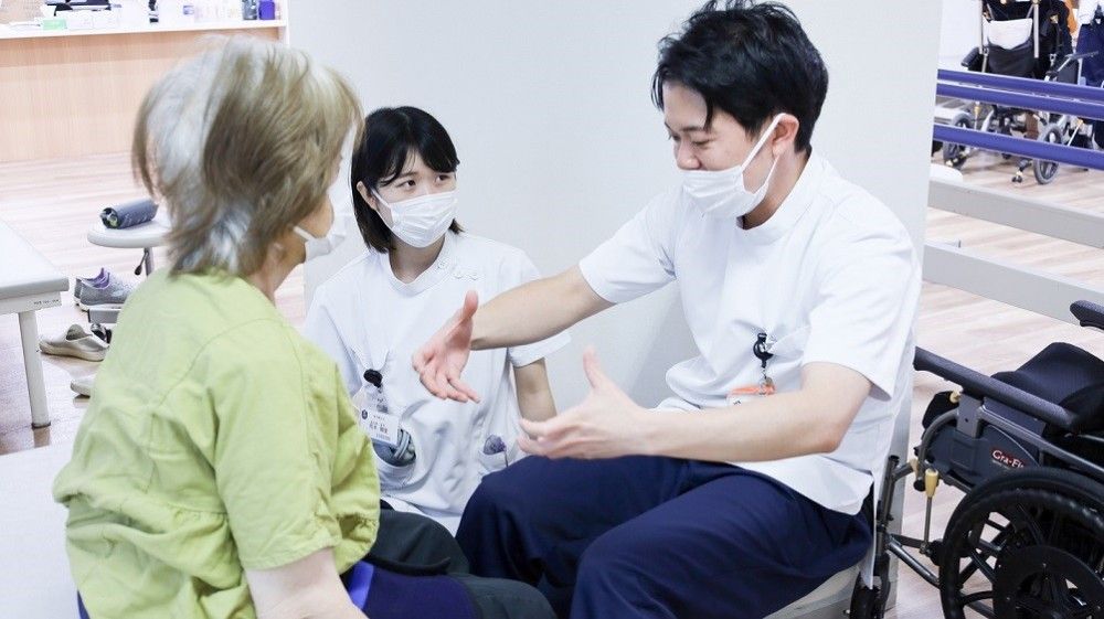 世田谷記念病院　職員③