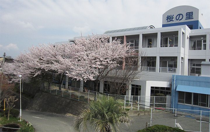 近隣事業所の画像