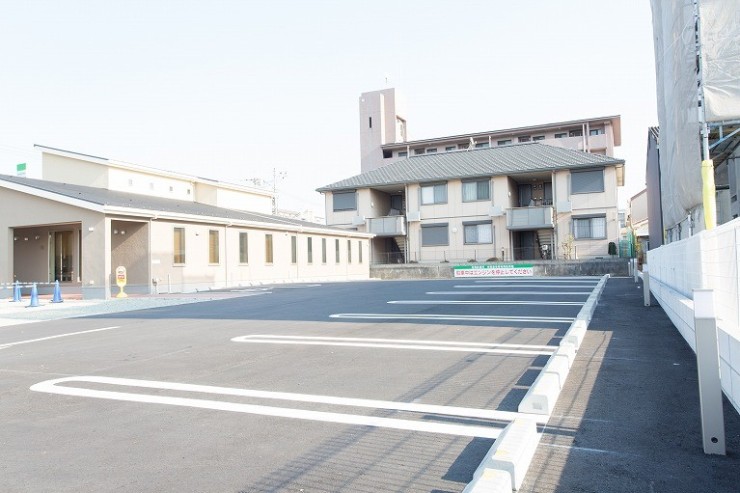村尾診療所　駐車場