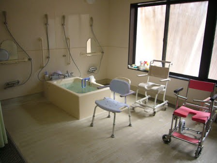 介護老人保健施設　真寿苑　浴室
