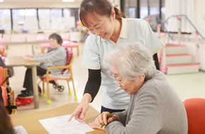 介護老人保健施設　東京おりーぶ苑　業務風景