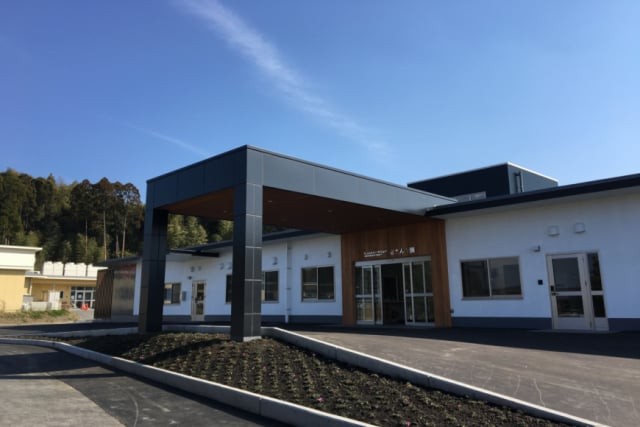 特別養護老人ホーム　さざんか園　外観